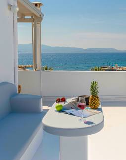 Litsa apartments in naxos greece